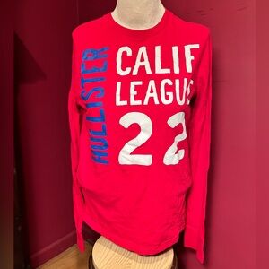 2010’s Hollister Men’s Red Long Sleeve Graphic Top Size Medium 100% Cotton